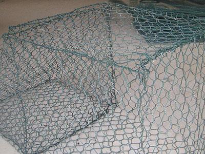 包塑石籠網