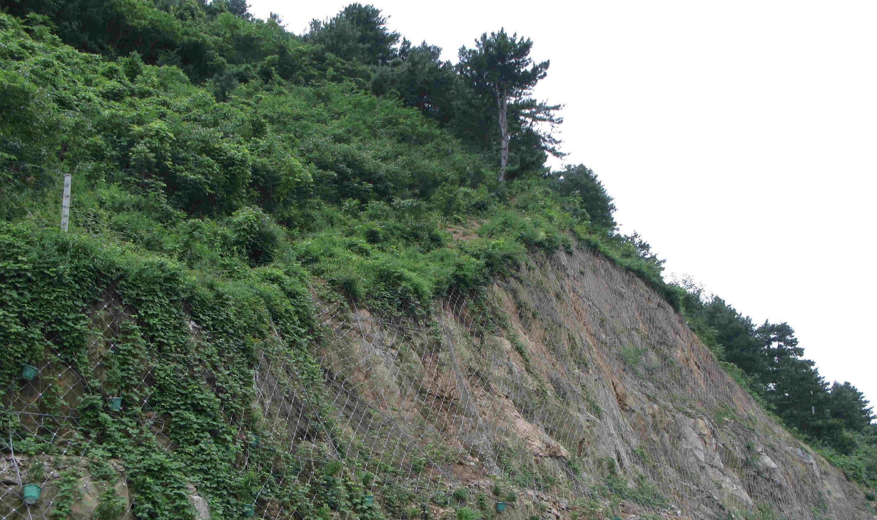 落石防護網施工時的一些注意事項