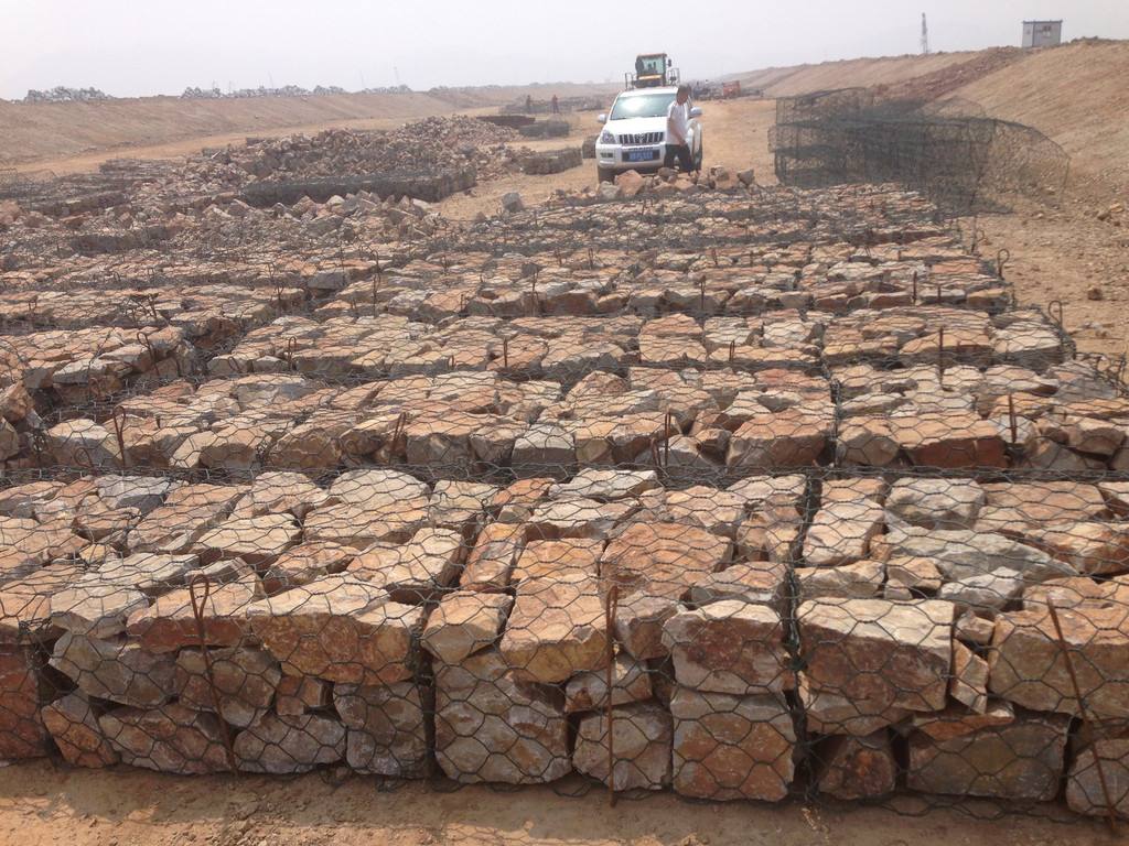 影響格賓網箱使用壽命的幾種外部因素