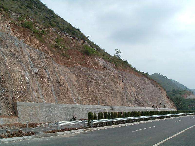 落石防護網防護系統的作用是什么 落石防護網防護系統的作用是什么