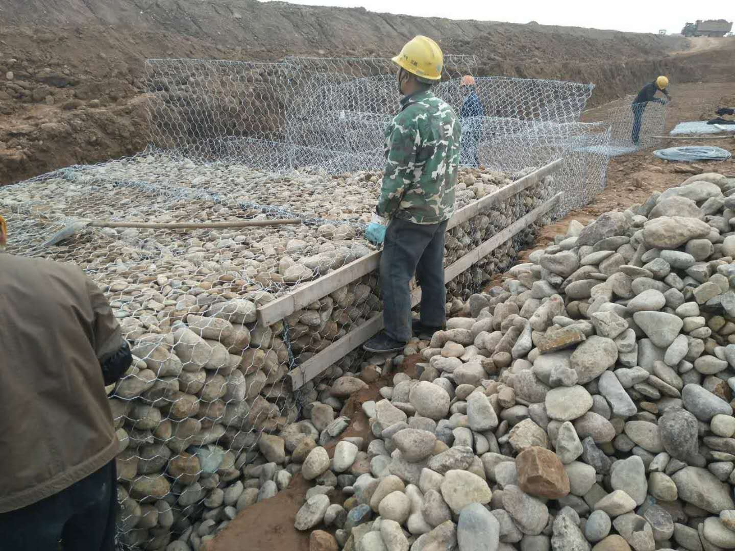 鉛絲石籠網的正確使用方法 鉛絲石籠網的正確使用方法