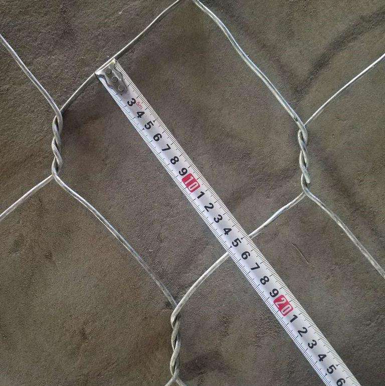 雷諾護墊為何設計成六角形蜂巢狀 雷諾護墊為何設計成六角形蜂巢狀