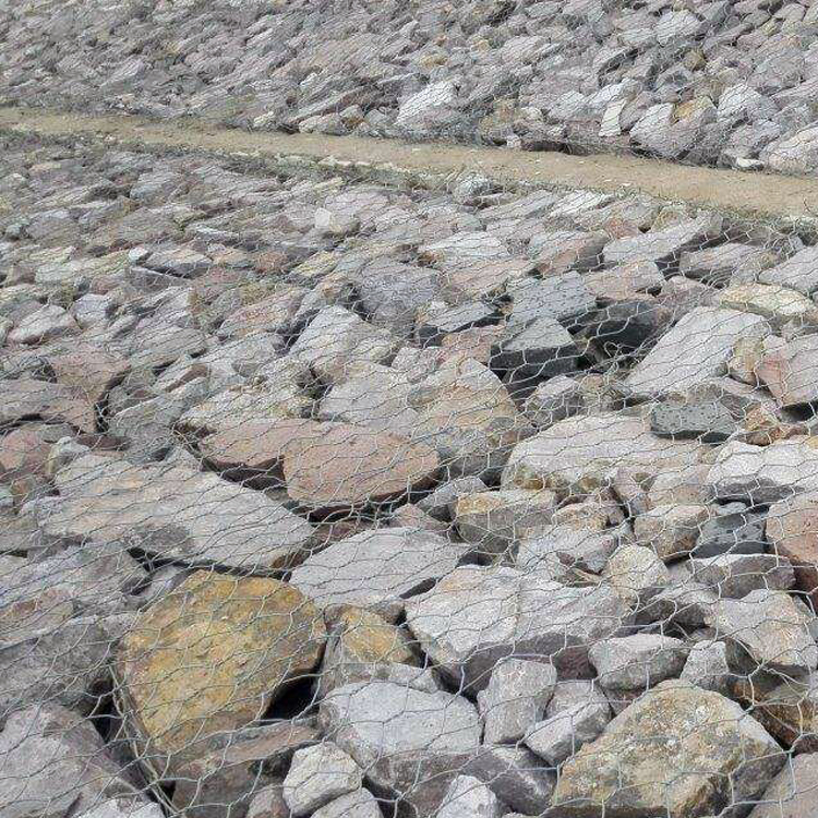 鉛絲石籠網選擇過程中需要考慮哪些因素